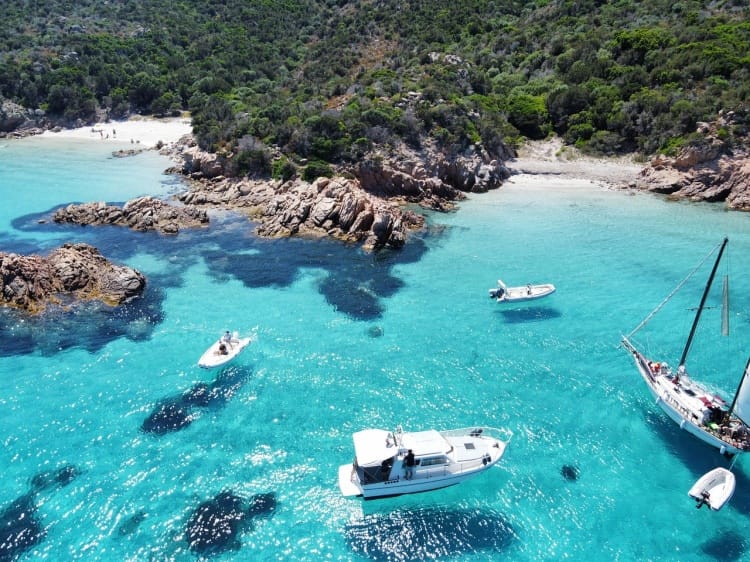 La Maddalena - Spargi: Prenota Tour e Escursioni nelle Spiagge Incredibili